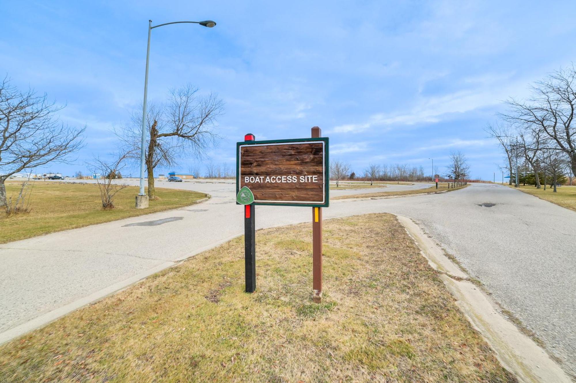 Scenic Evans Hideaway Steps To Lake Huron! Oscoda Экстерьер фото