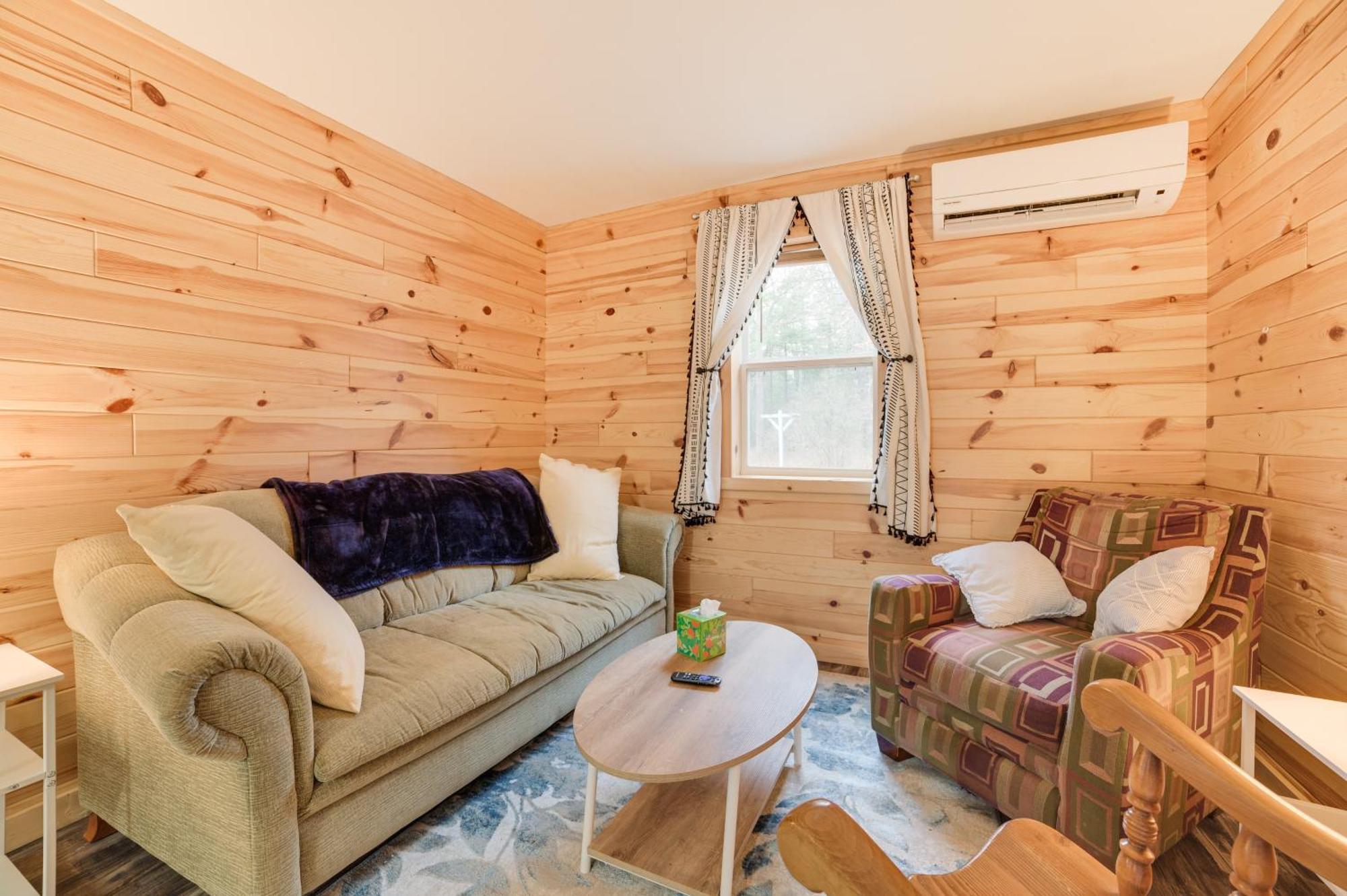 Scenic Evans Hideaway Steps To Lake Huron! Oscoda Экстерьер фото